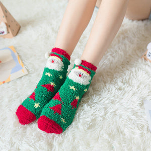 Weihnachtsgeschenkbox – süße Plüschsocken