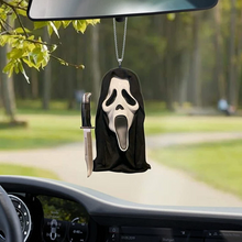 Laden Sie das Bild in den Galerie-Viewer, Halloween Auto Horrorfilm hängendes Ornament
